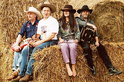 Cajunologie in the hay!