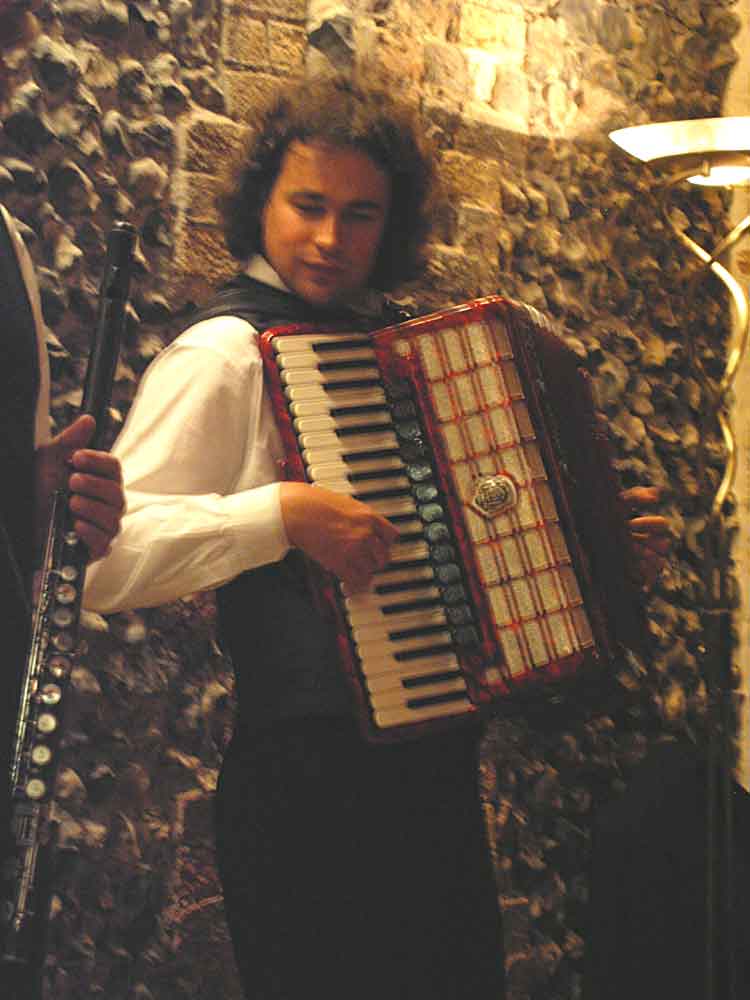 KIF 6344 Radek-Andel accordion